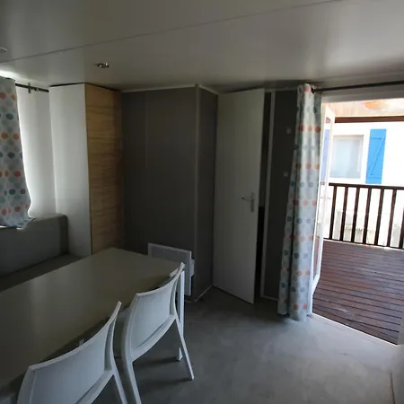 Land's Hause Par La Conciergerie Francaise Emplacement E27 Appartement Pataias